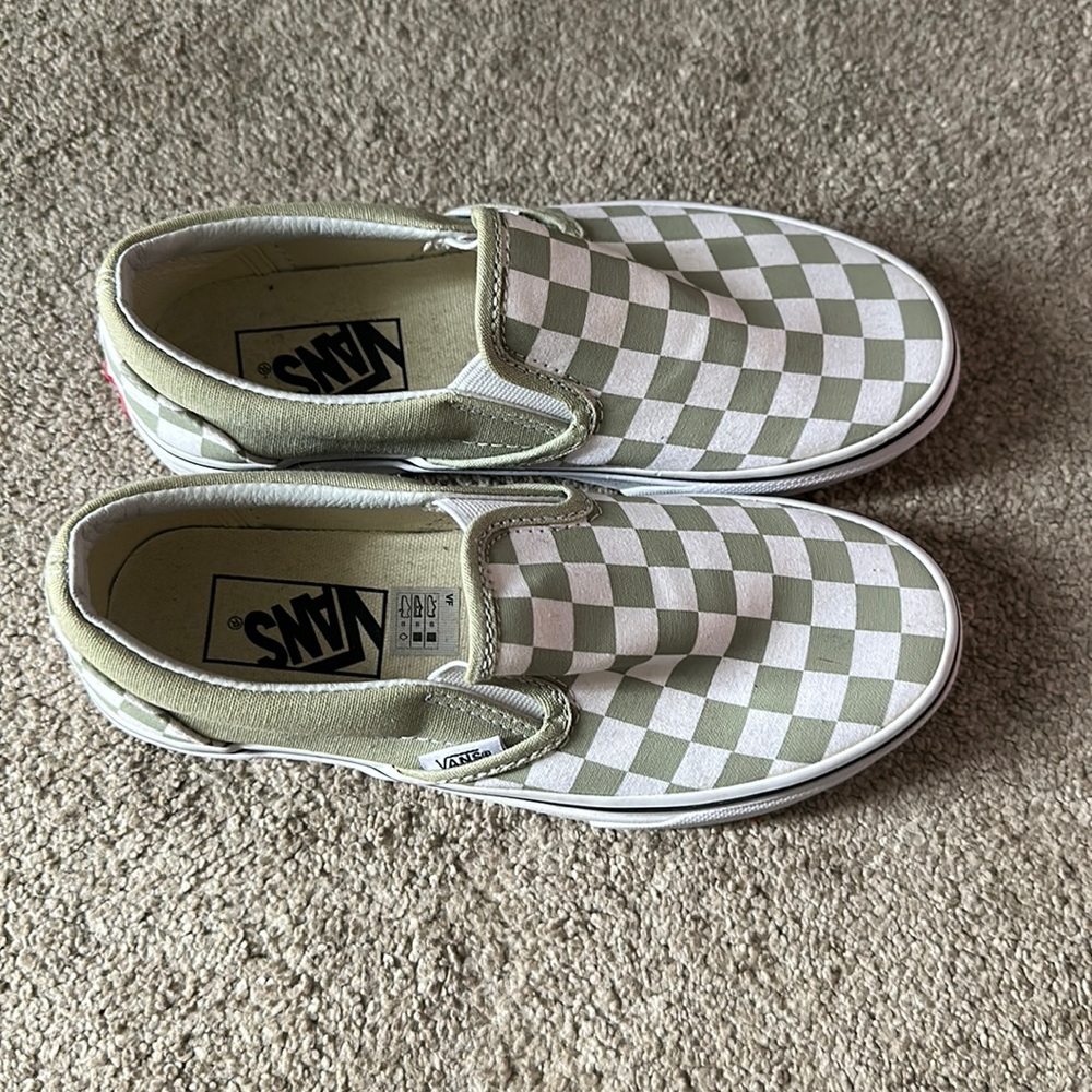 COPY - Checkered vans